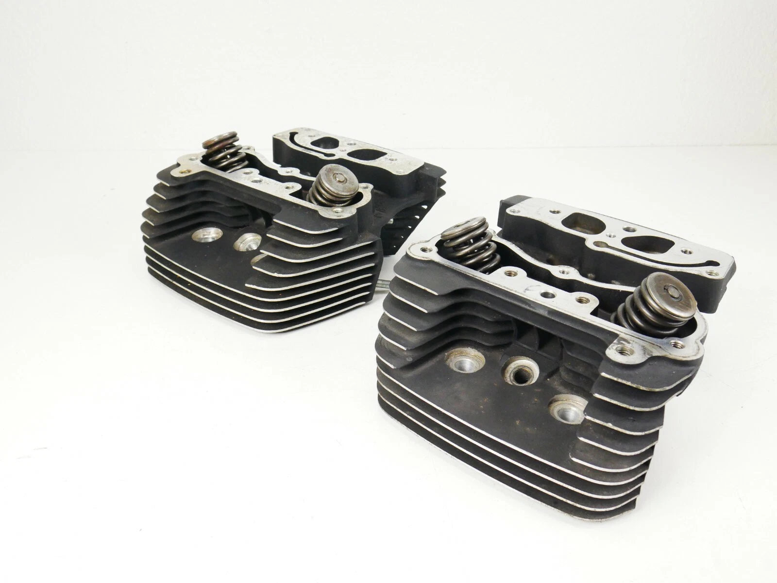 Engine Cylinder Heads for Harley Touring Softail Dyna (1999–2006)