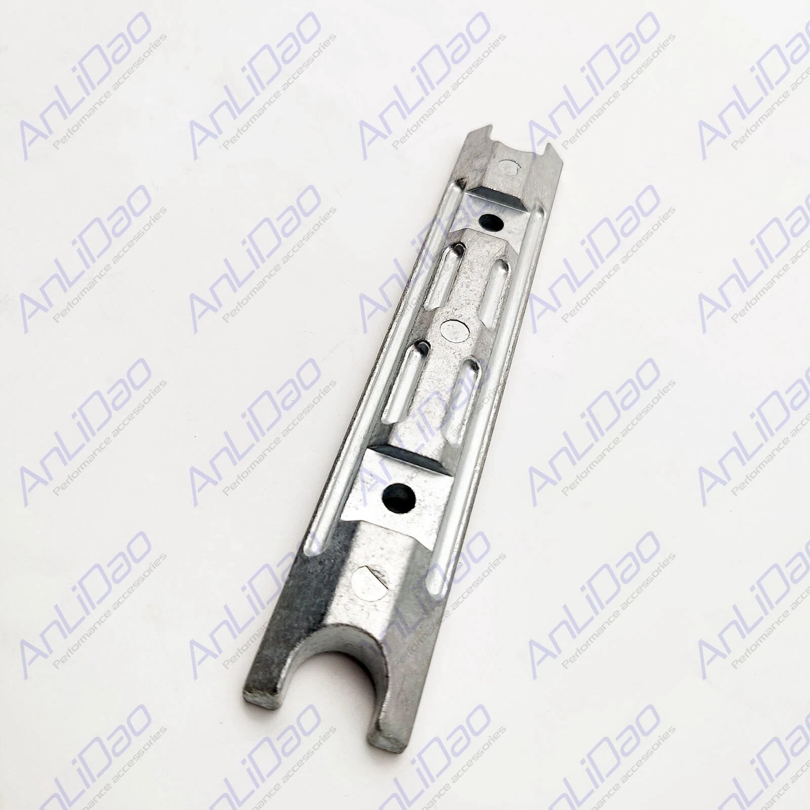 Zinc Anode Transom Bracket for Yamaha Outboard 40HP-130HP (6H1-45251-03-00)
