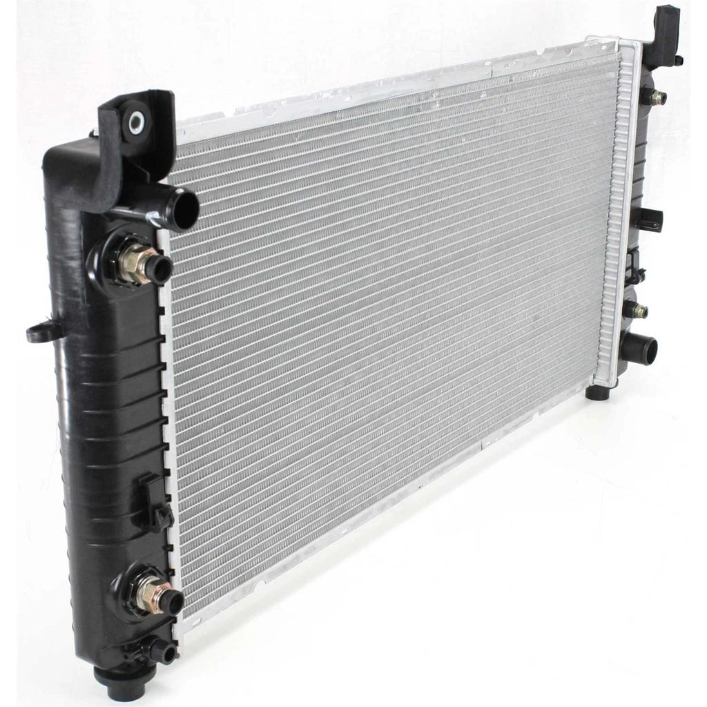 Radiators for Chevy Yukon GMC Sierra 1500 Silverado (Classic HD)