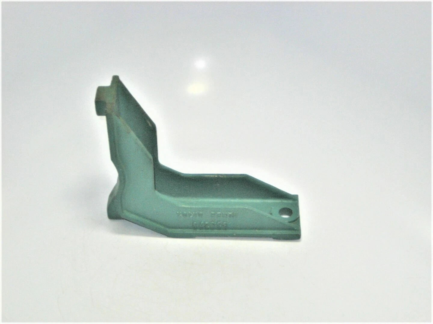 Reverse Gear Mounting Bracket for Volvo Penta 842998 (Marine Diesel)