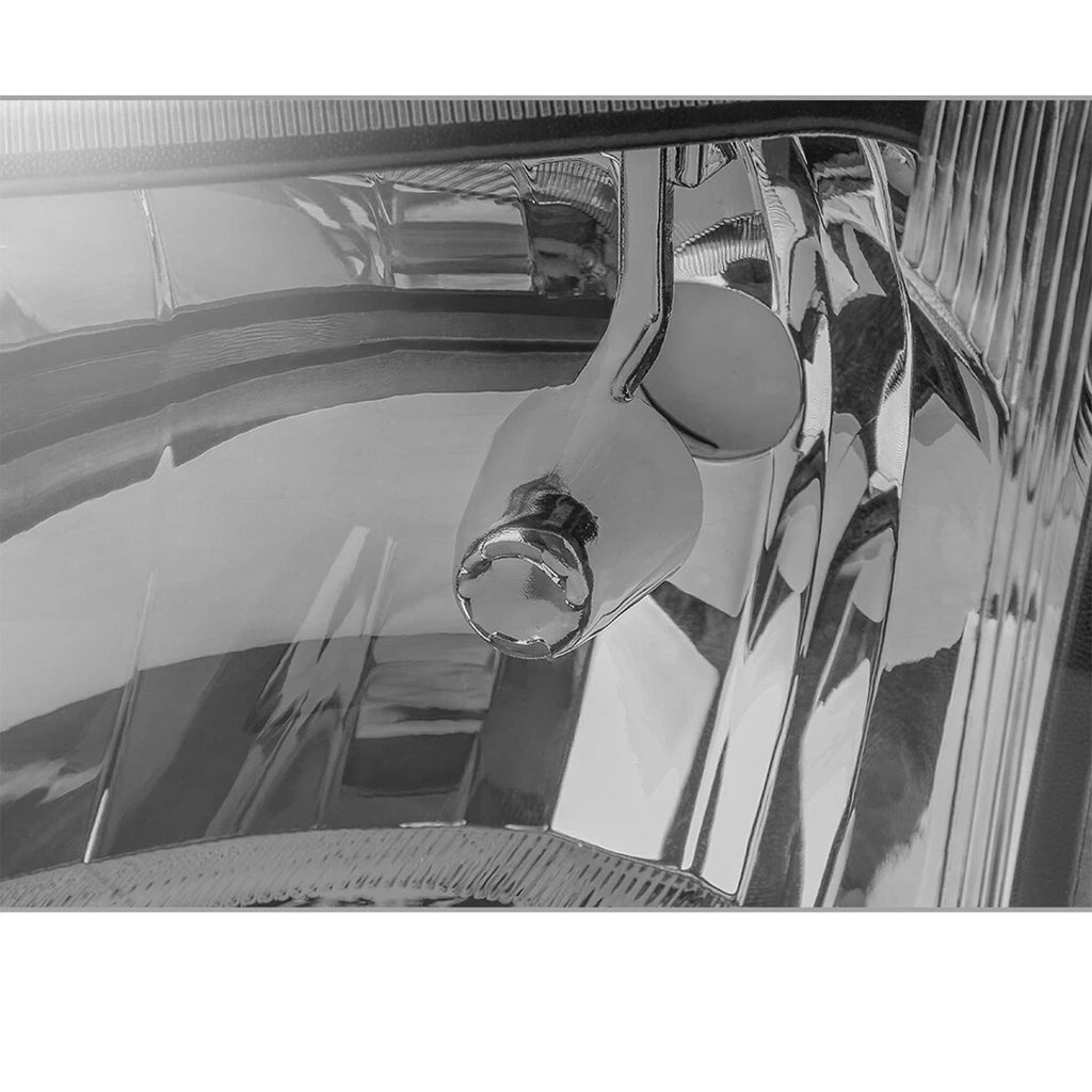 Black Headlights Bumper Lamps for Chevy Silverado Avalanche (2003–2006)