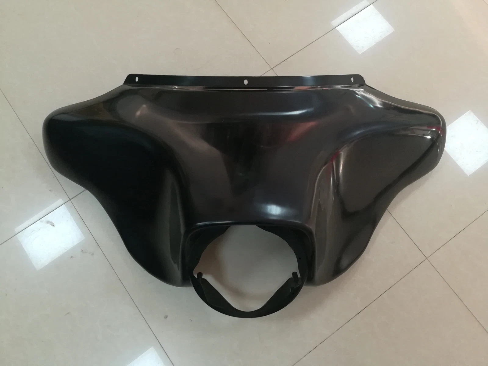 Unpainted Front Outer Batwing Fairing for Harley Electra Glide (1996–2013)