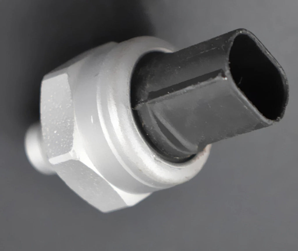 Front Brake Pressure Sensor for BMW Z3 Z4 325i 530i 550i 650i (1996–2008)