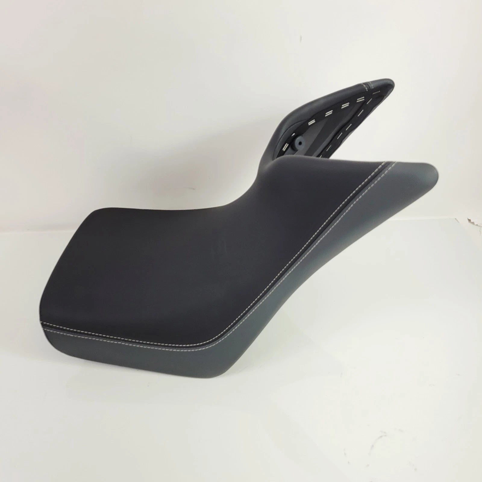 Low Comfort Rider Seat for Triumph Tiger 800 (2011–2019) A2309256