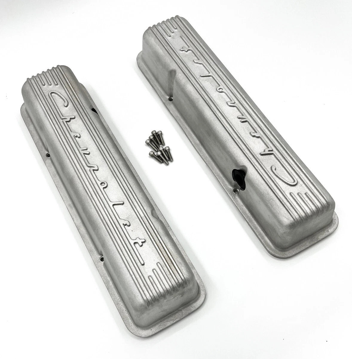 Finned Aluminum Valve Covers Replacement for Small Block Chevy (Chevrolet) (1967–1974)