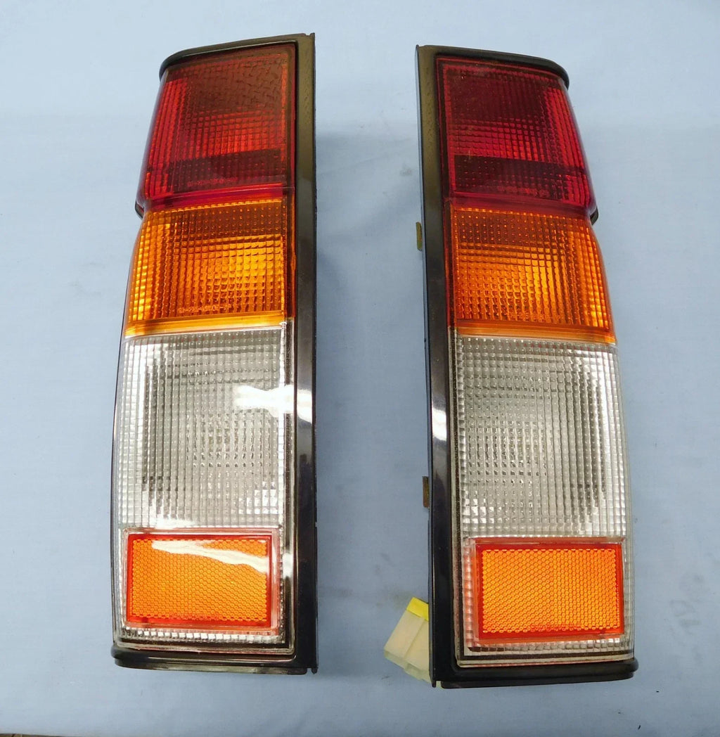 RH & LH Tail Light Lamps 360mm for Navara D21 (1992-1997)