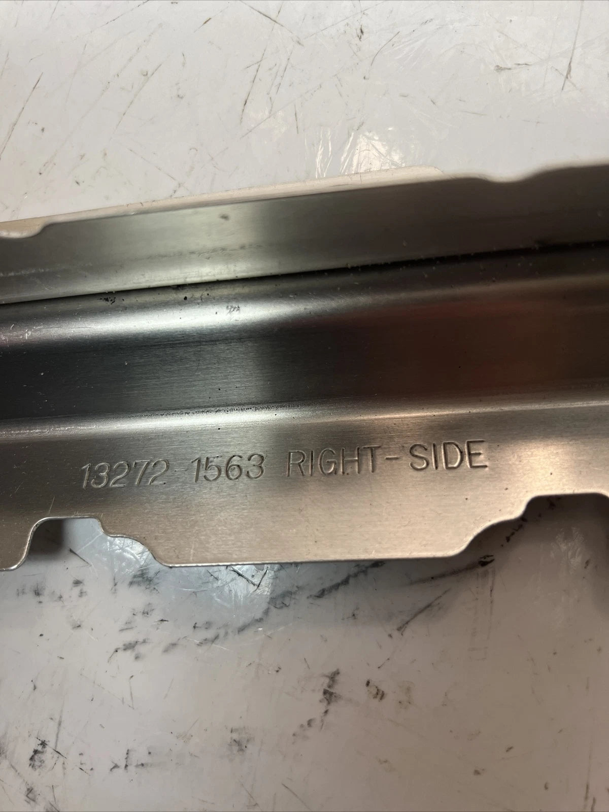 Kawasaki Plate RH for Kawasaki (OEM 13272-1563)