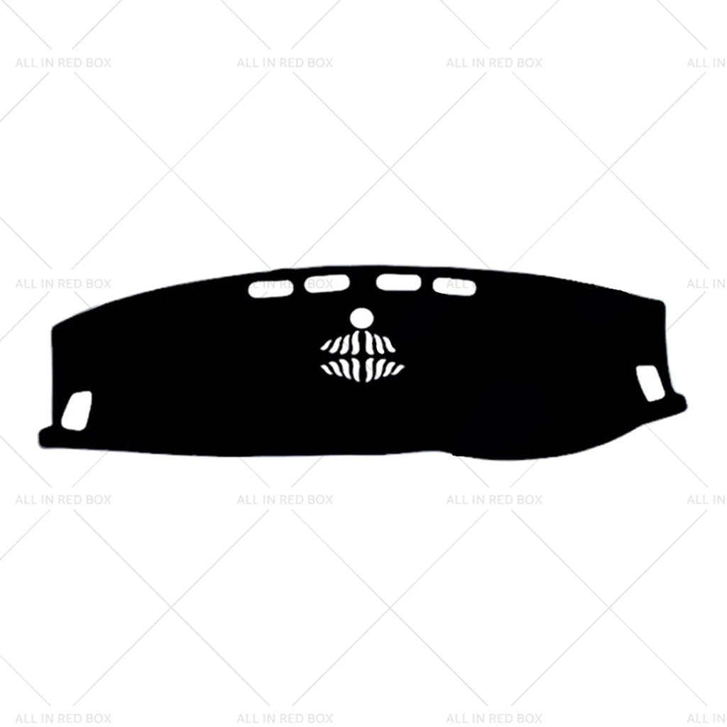 Non-Slip Dash Mat for Land Rover Discovery Sport (2015–2021)