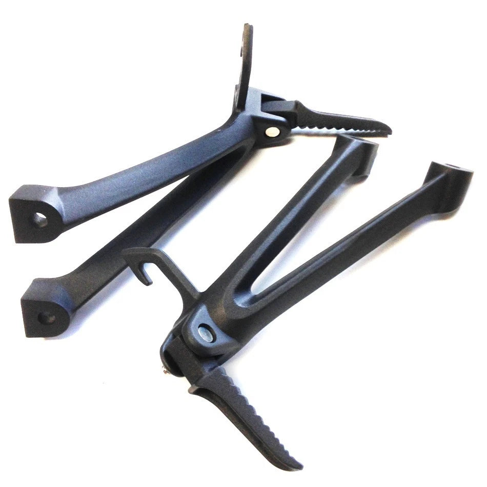 Rear Passenger Foot Peg Bracket for Suzuki GSXR600 GSXR750 (2006–2007)