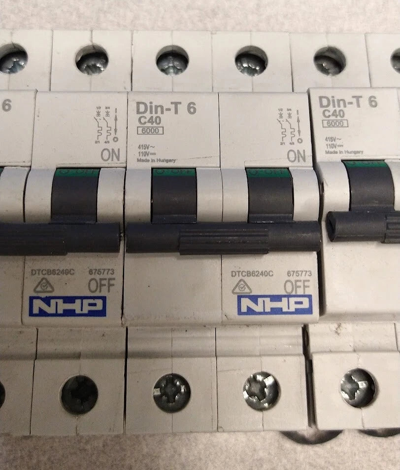 3X NHP Din-T 6 C40 6000 110V Breaker Switch for Automotive