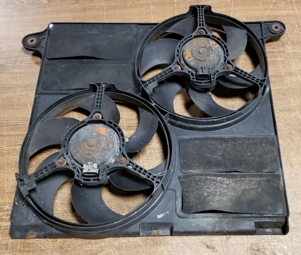 Radiator Cooling Fan Assembly MNC4270AC for Jaguar XJ8 XJ6 XJR Vanden Plas (1993–2003)