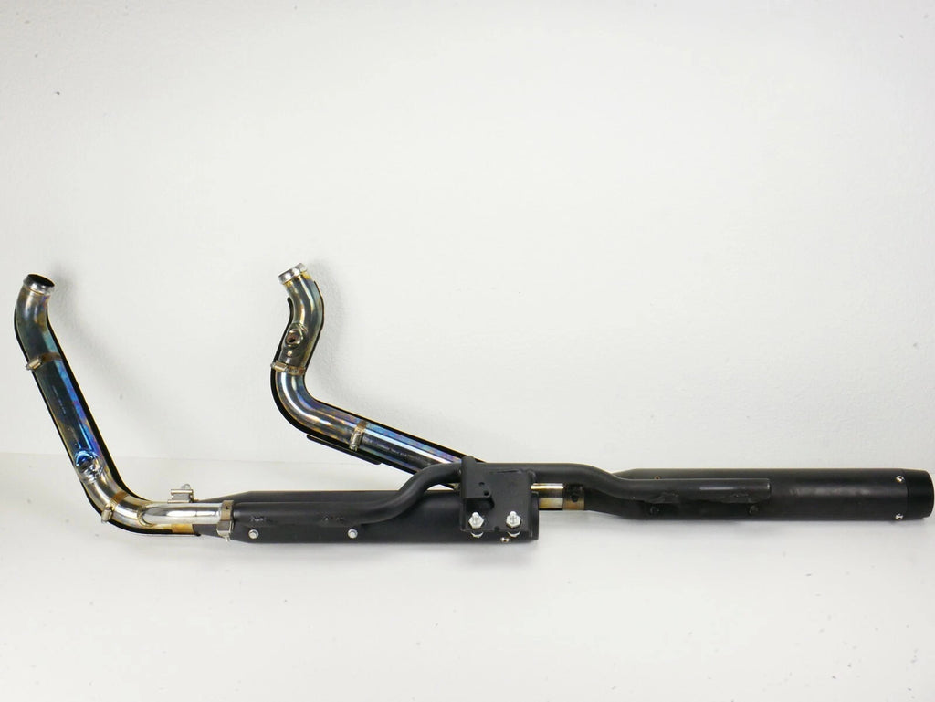AKRAPOVIC Competition Exhaust System for Harley Softail (2007–2010)