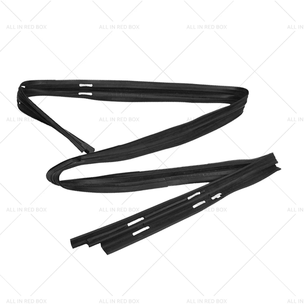 LH+RH runchannel QTR window black for Mitsubishi Pajero Montero II (1991–1999)