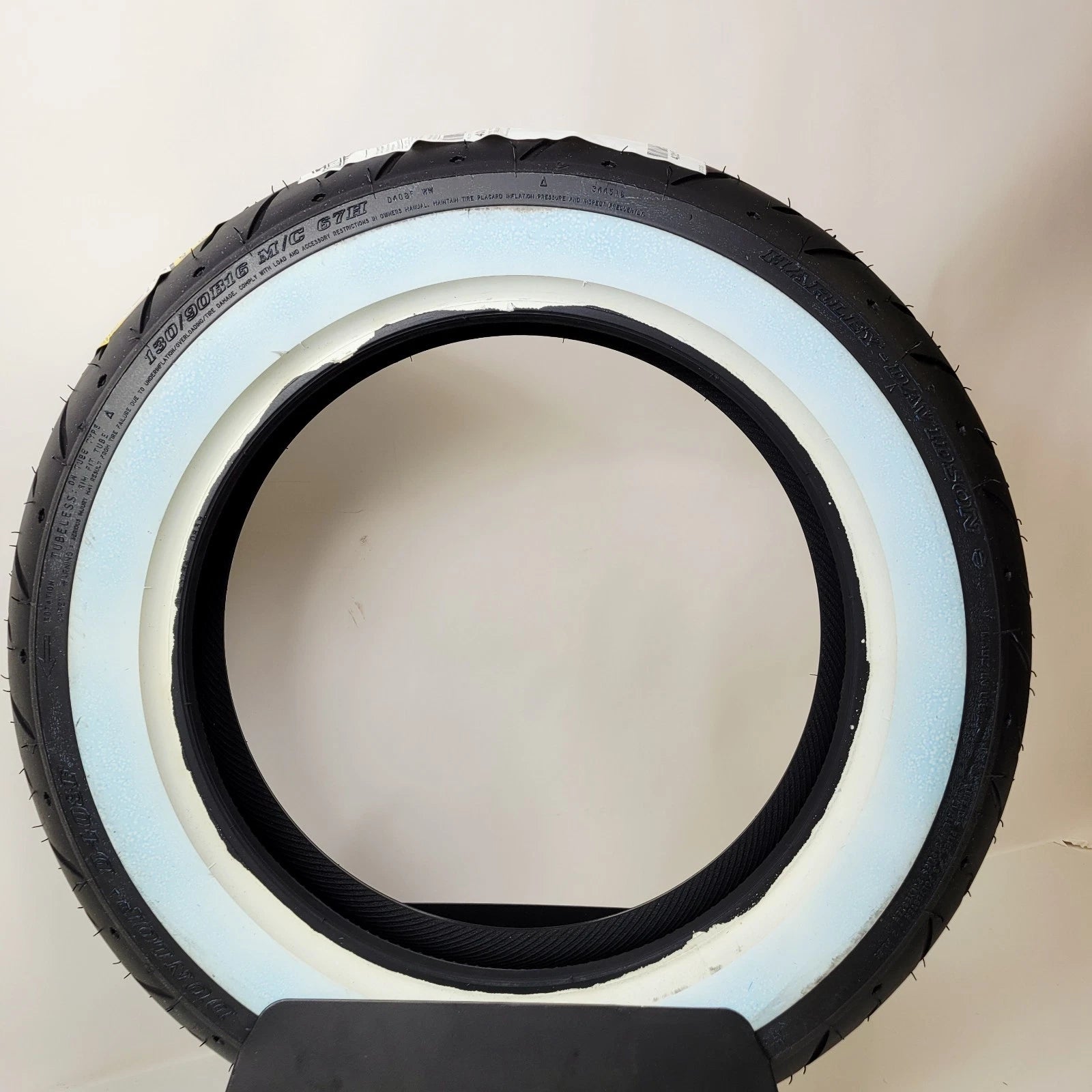 Whitewall Front Tire 130/90B16 for Harley-Davidson Road King (2009–2013) 43211-09A