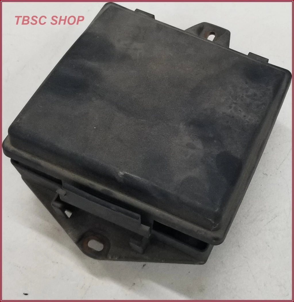 Engine Bay Fuse Box for Jaguar XJ8, XJ8L, Vanden Plas (2006–2009)