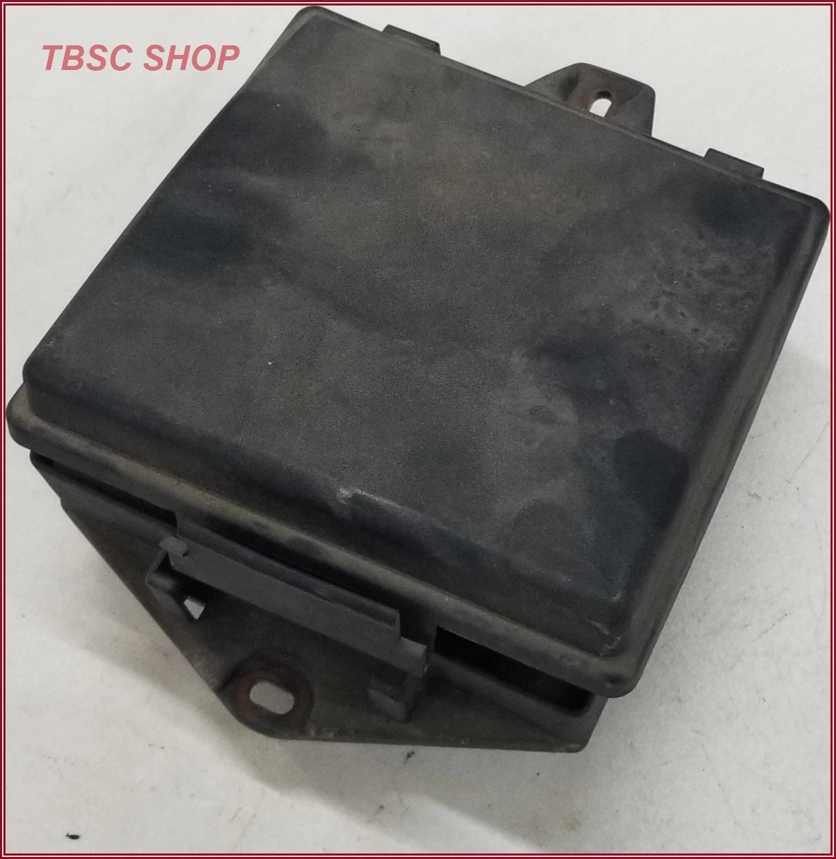 Engine Bay Fuse Box for Jaguar XJ8, XJ8L, Vanden Plas (2006–2009)