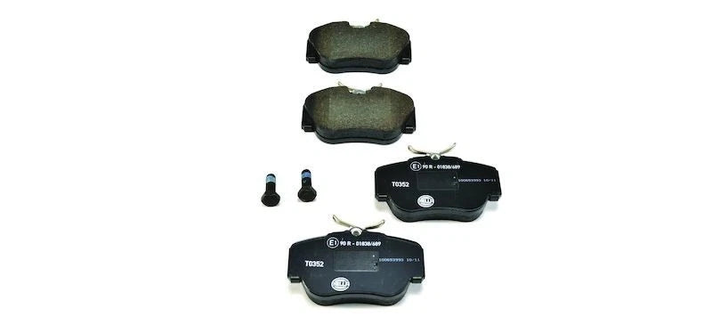 Set of 4 Hella Low-Met Disc Brake Pads for W201 190D 1985–1989, 190E 1985–1993