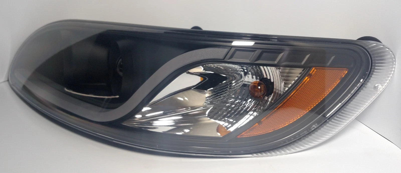 Blackout Headlight with Dual Function LED for Peterbilt (2010–2024)