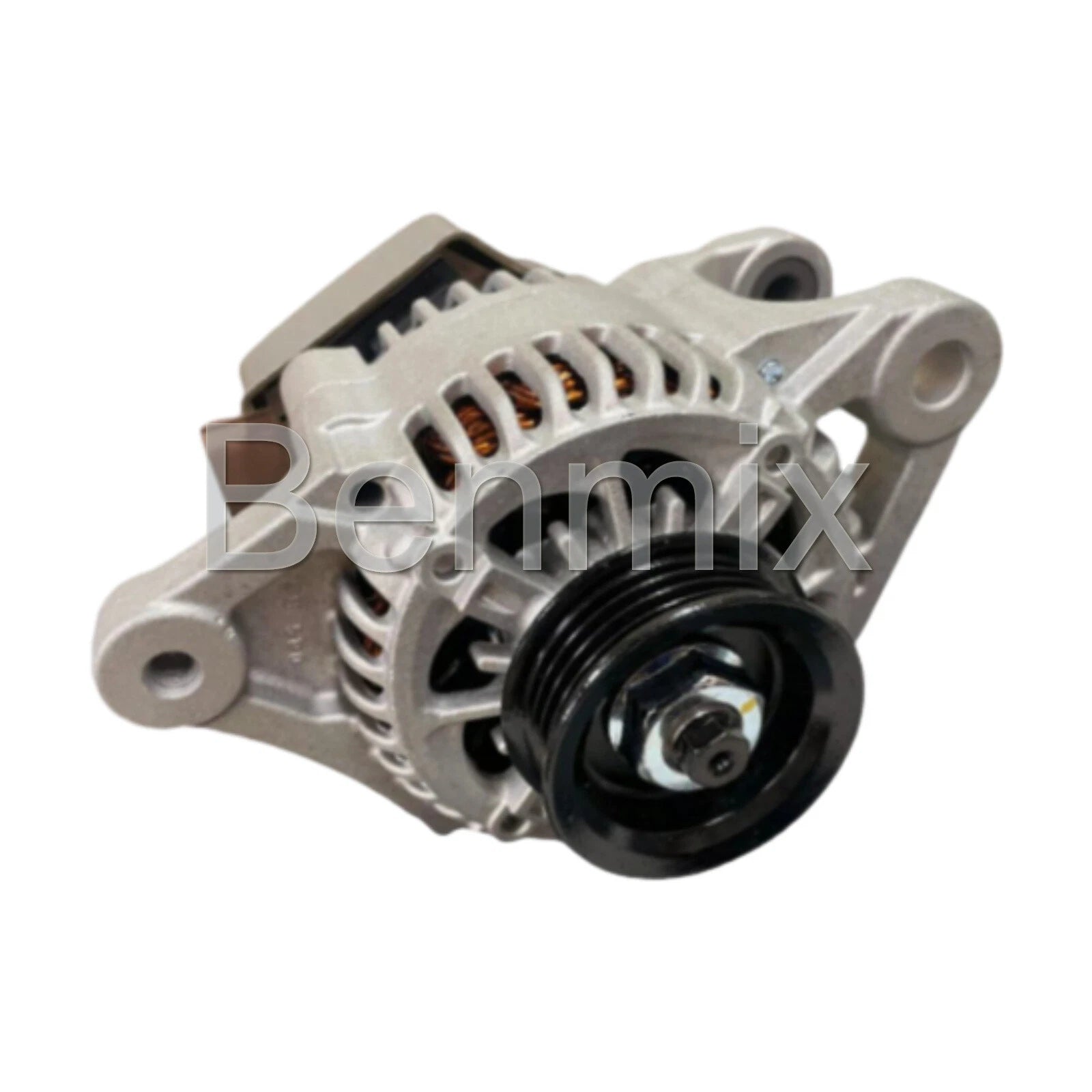 Alternator 23100-11T18 for Nissan TD42 TD42T TD27 (1990–1999)