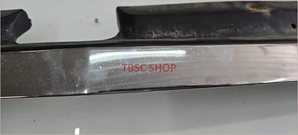 Grille Molding for Lincoln Continental (1995–1997) OEM