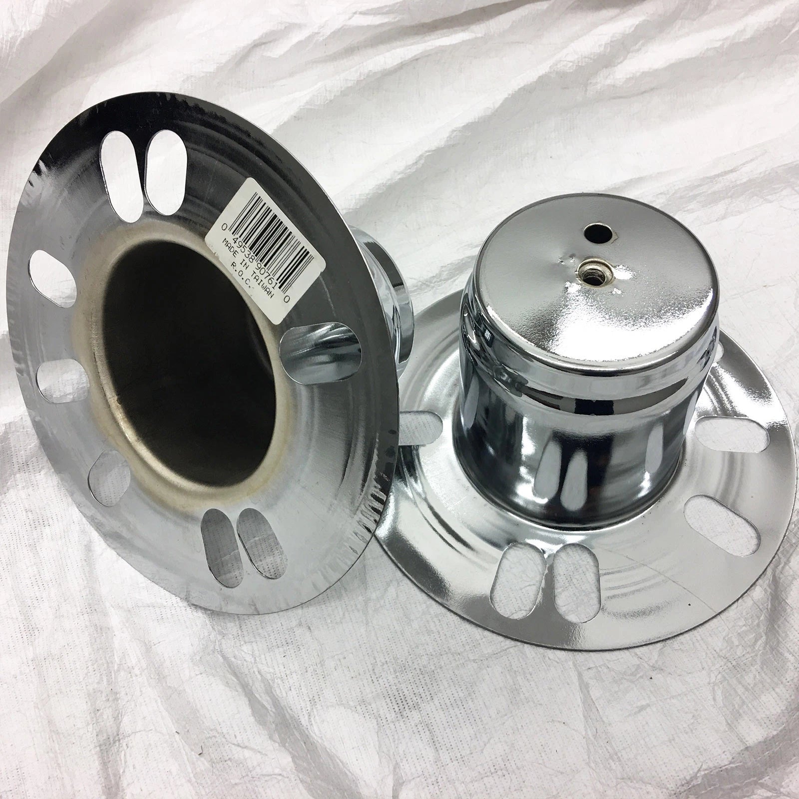 Pair of Chrome Hub Covers Center Caps for Trucks Vans (Fits 3.15"D / 3.15"H)