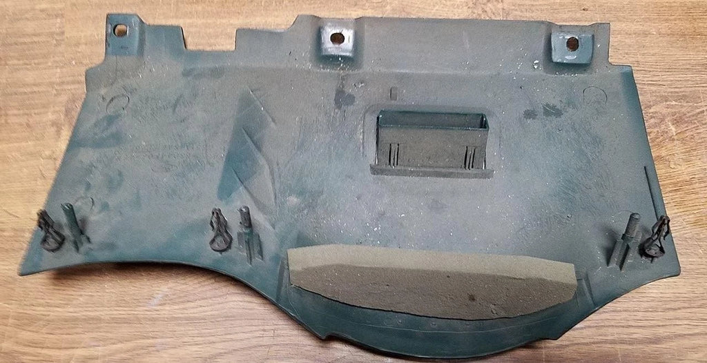 Dash Driver Air Vent & Finishing Panel for Thunderbird (1994–1997)
