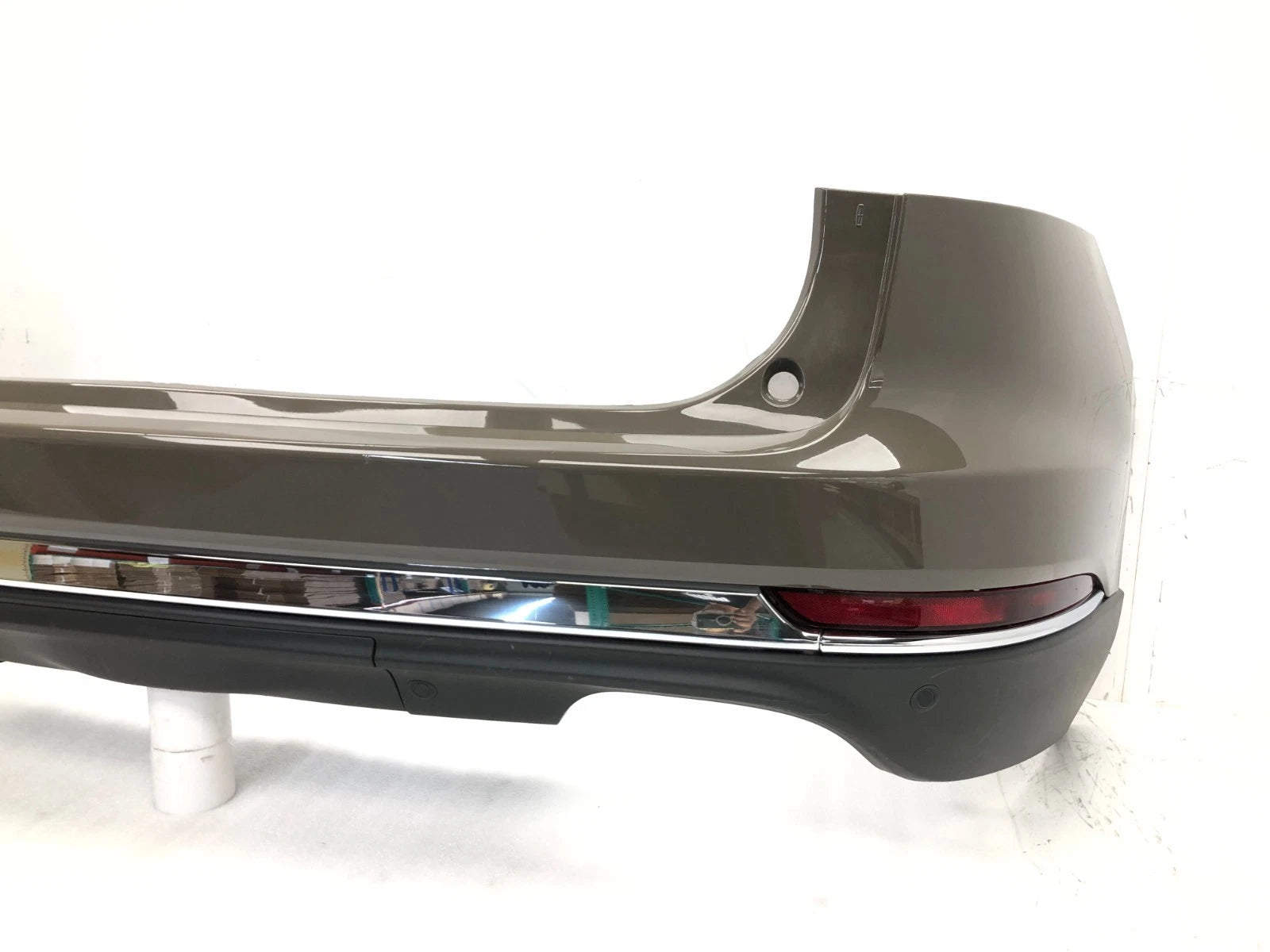 OEM Rear Bumper for Lincoln Aviator (2020–2026) 4 Sensors Harbor Grey #10