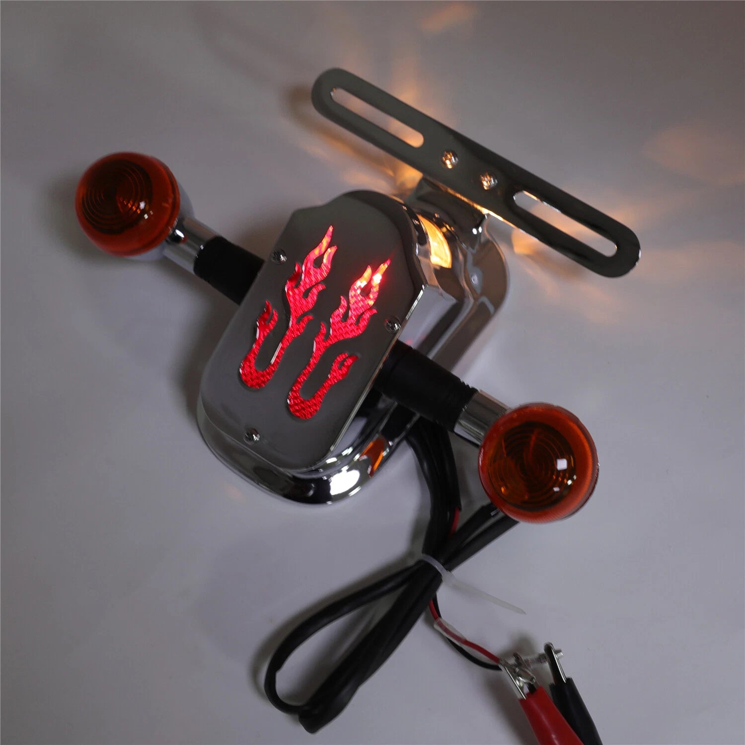 Chrome Flame Brake Tail Light with Turn Signal for Harley Cruiser Chopper (KT)