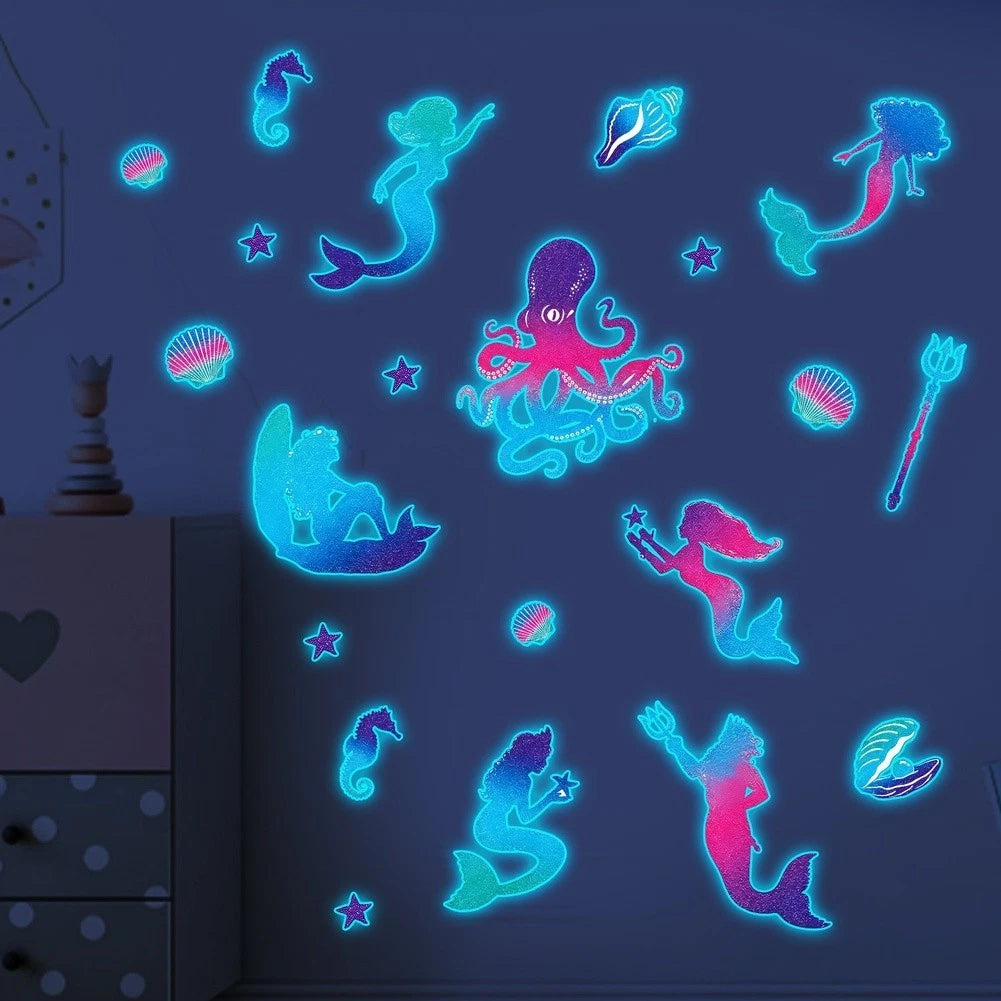 Glow in Dark PVC Wall Sticker for Children's Room (25x25cm)