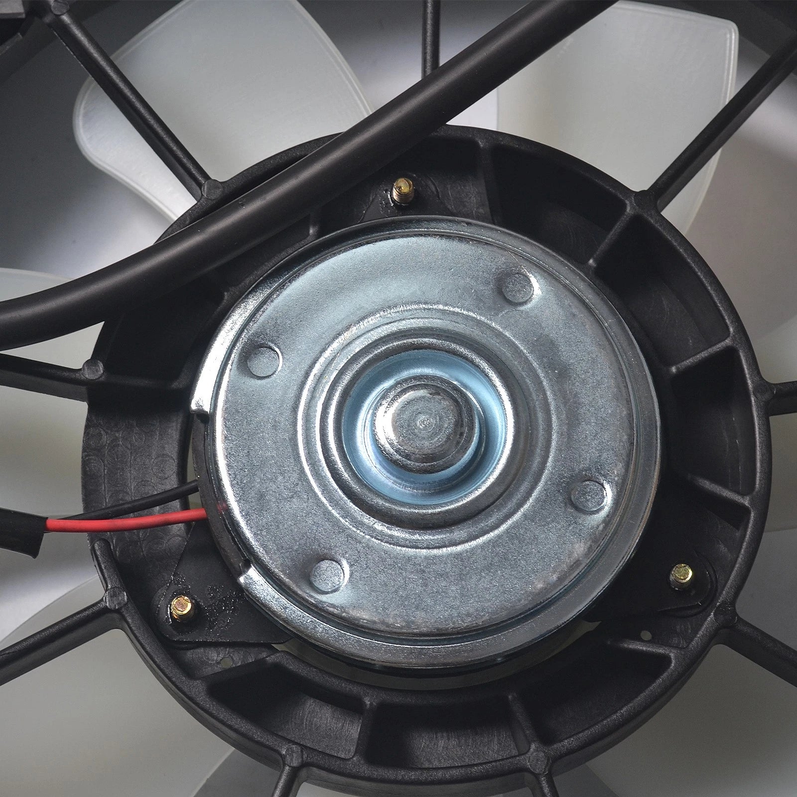 Dual Radiator Cooling Fan Assembly for Toyota Prius (2004–2009)