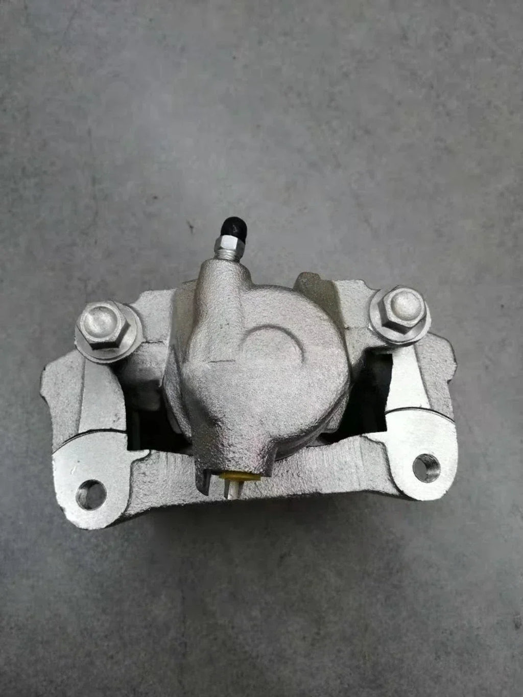 Rear Brake Calipers with Bracket for Toyota 4Runner (2007–2009)