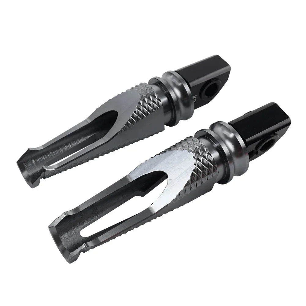 Rear Passenger Foot Pegs for Triumph Daytona 675, 955i, Tiger 1050 (2006-2017)
