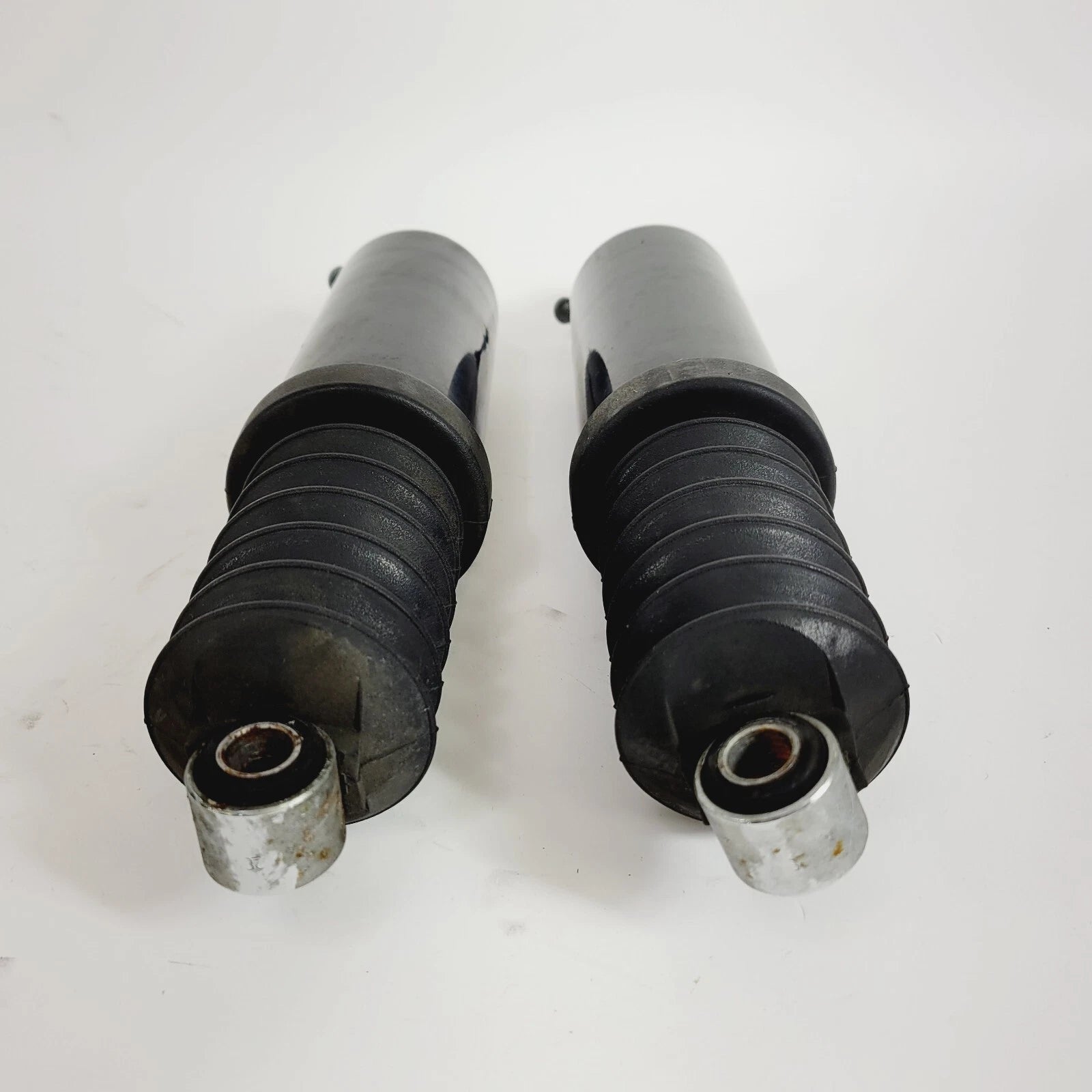 Set of 2 Air Shocks for Harley Davidson Touring (1997–2017) 13 Inch
