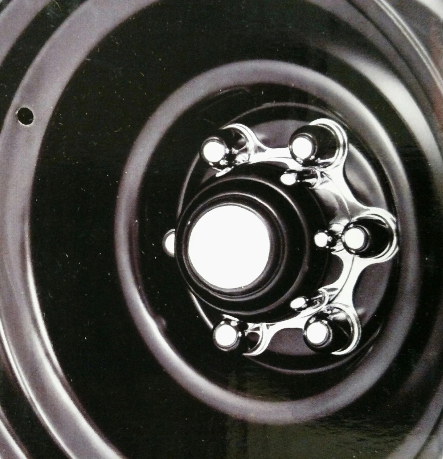 Wheel Hub Cap Chrome Spider Bullet Style for Chevrolet 6 Lug 5.5in (2003–2015)