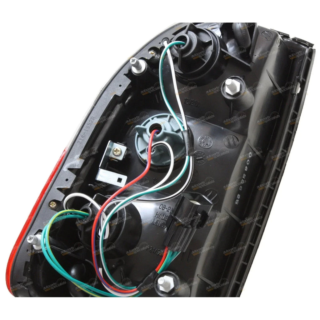 RH TailLight for Mitsubishi Triton (1996-2001)