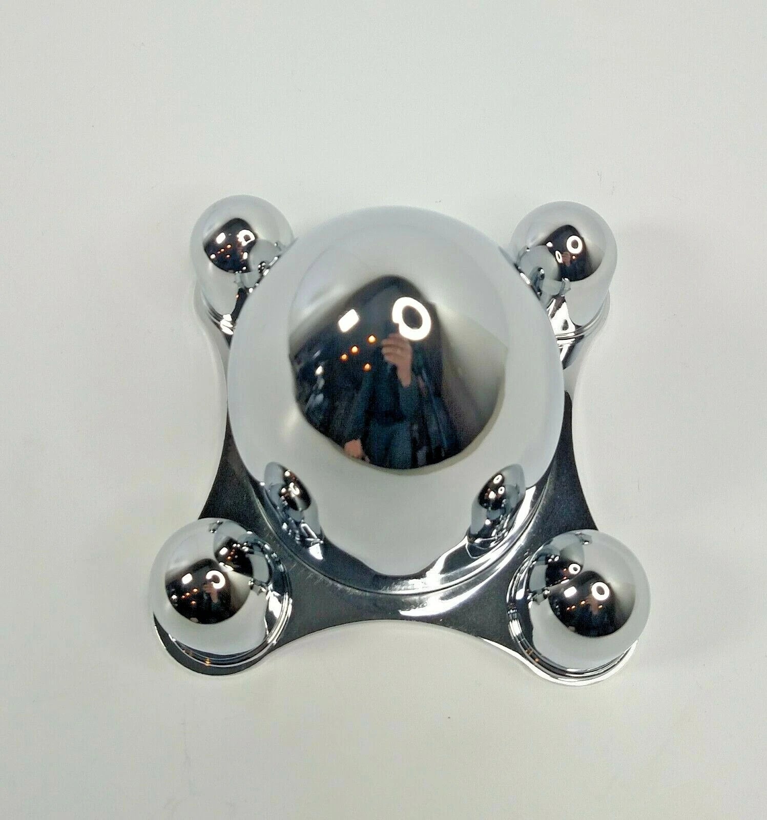 Chrome 4 Lug Spider Hub Caps Bullet Center Set for 4 x 4-1/2 (1935–1950)
