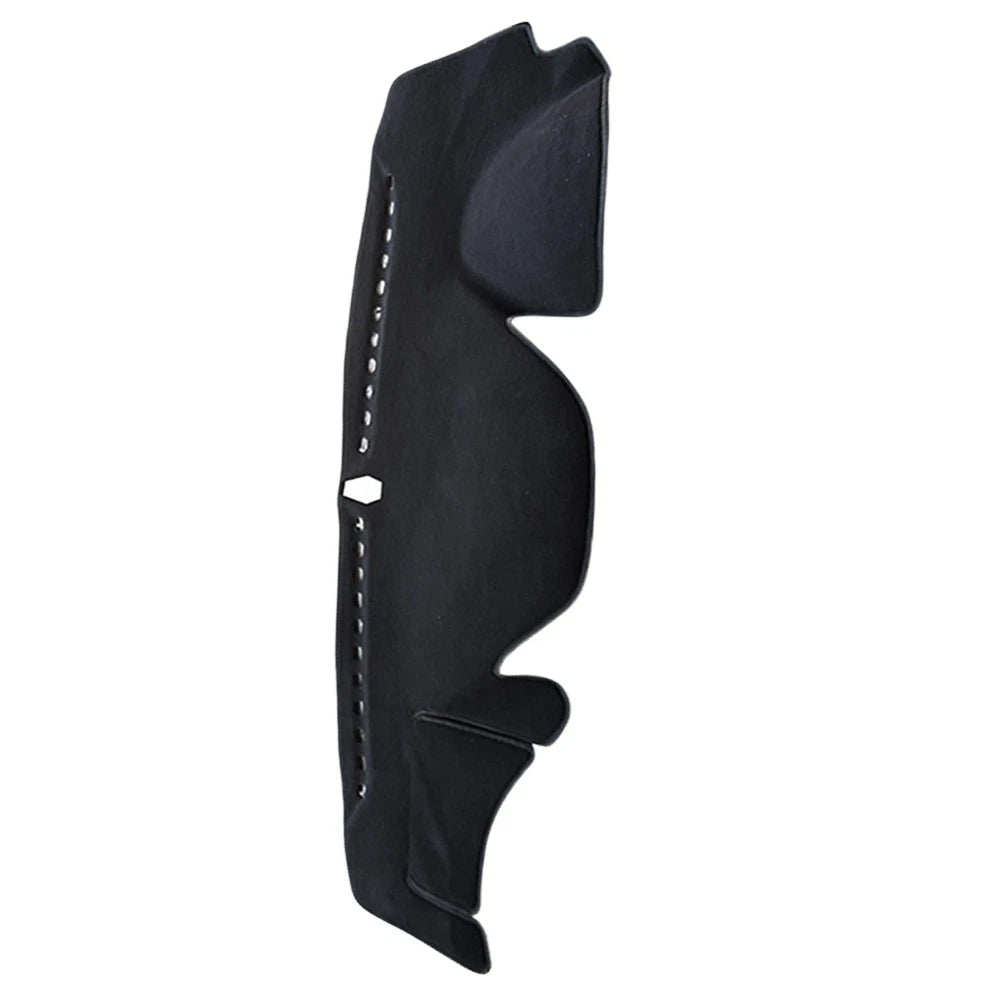 Non-Slip Dash Mat for Hyundai i40 VF (2011–2018)