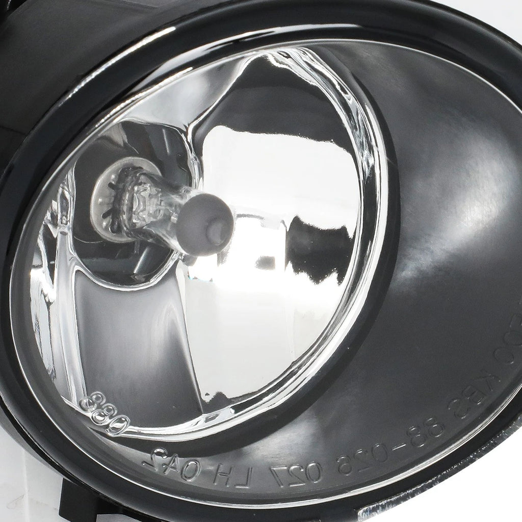 Right Side Fog Light for Nissan Sentra (2004–2006) OE Style
