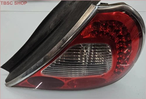Rear Right Brake Tail Light Lamp for Jaguar XJ8 XJR VDP (2004–2007) 2W9313404AG