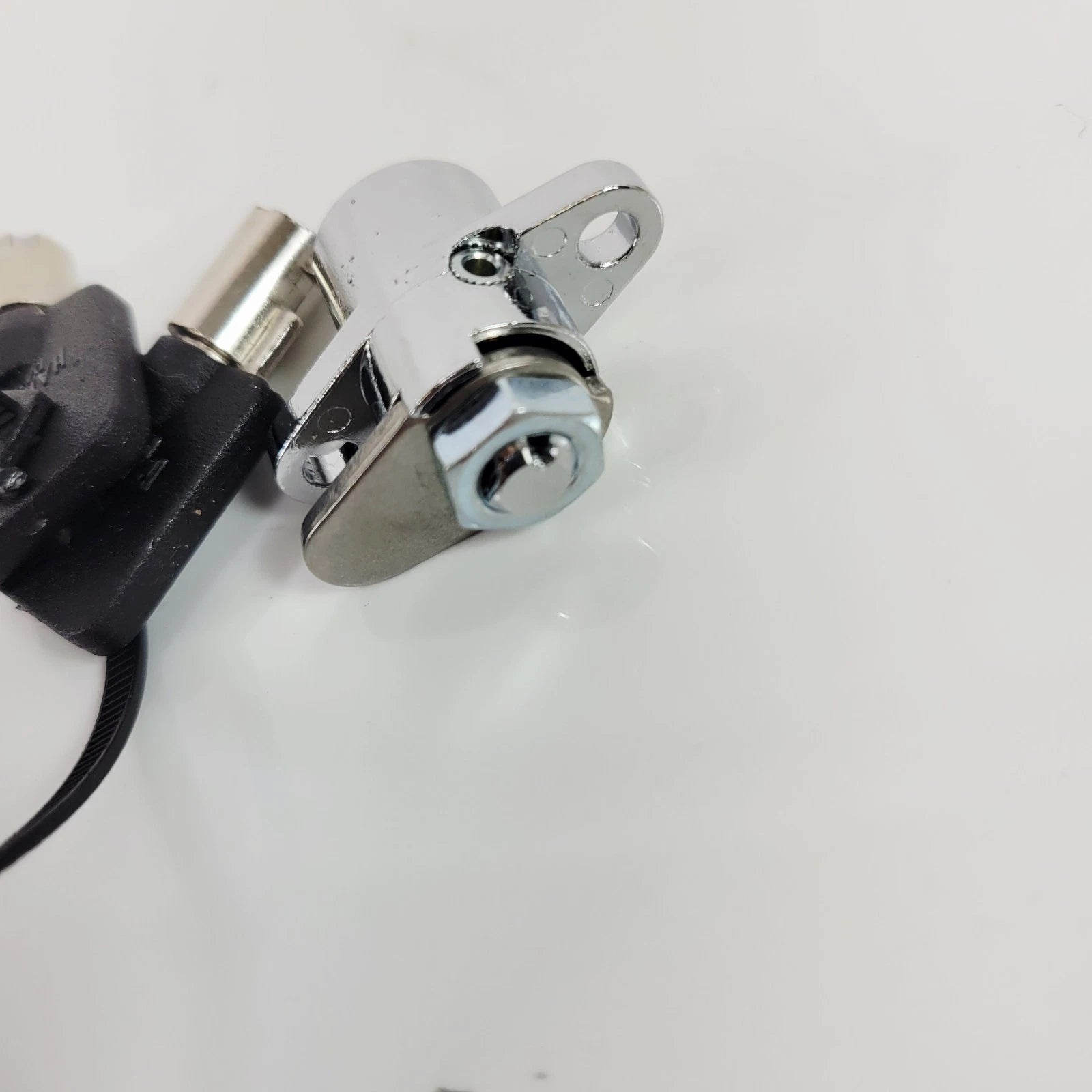 Barrell Key and Lock Set for Harley-Davidson (OEM 90300043/5739HD)