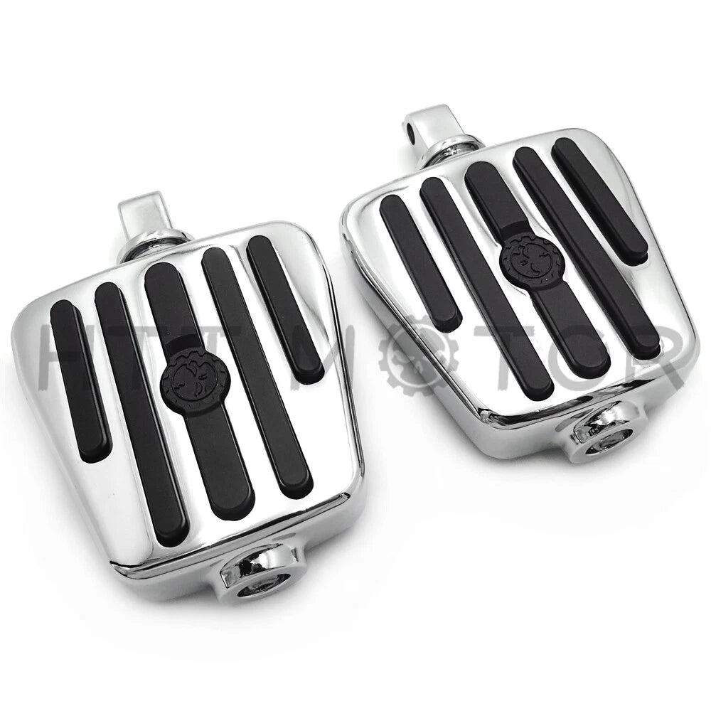 Skull Footpegs for Victory King Pin (2003–2017) Chrome