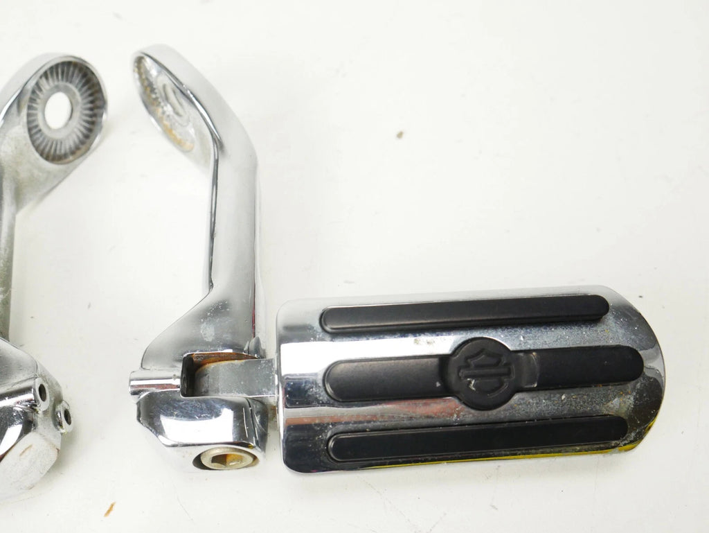 Adjustable Chrome Engine Guard Highway Pegs & Mounts for Harley-Davidson