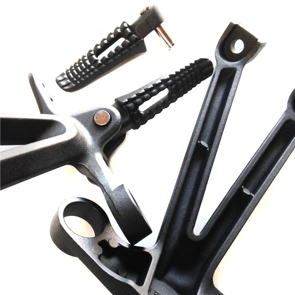 HTTMT Foot Pegs for Suzuki GSXR1000 (2007–2008) Black Rear Passenger Bracket