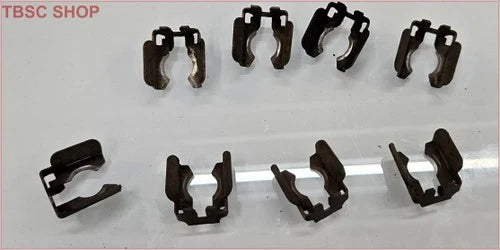 8X Fuel Rail Injector Clips for Land Rover Discovery 2 II (1999–2004)