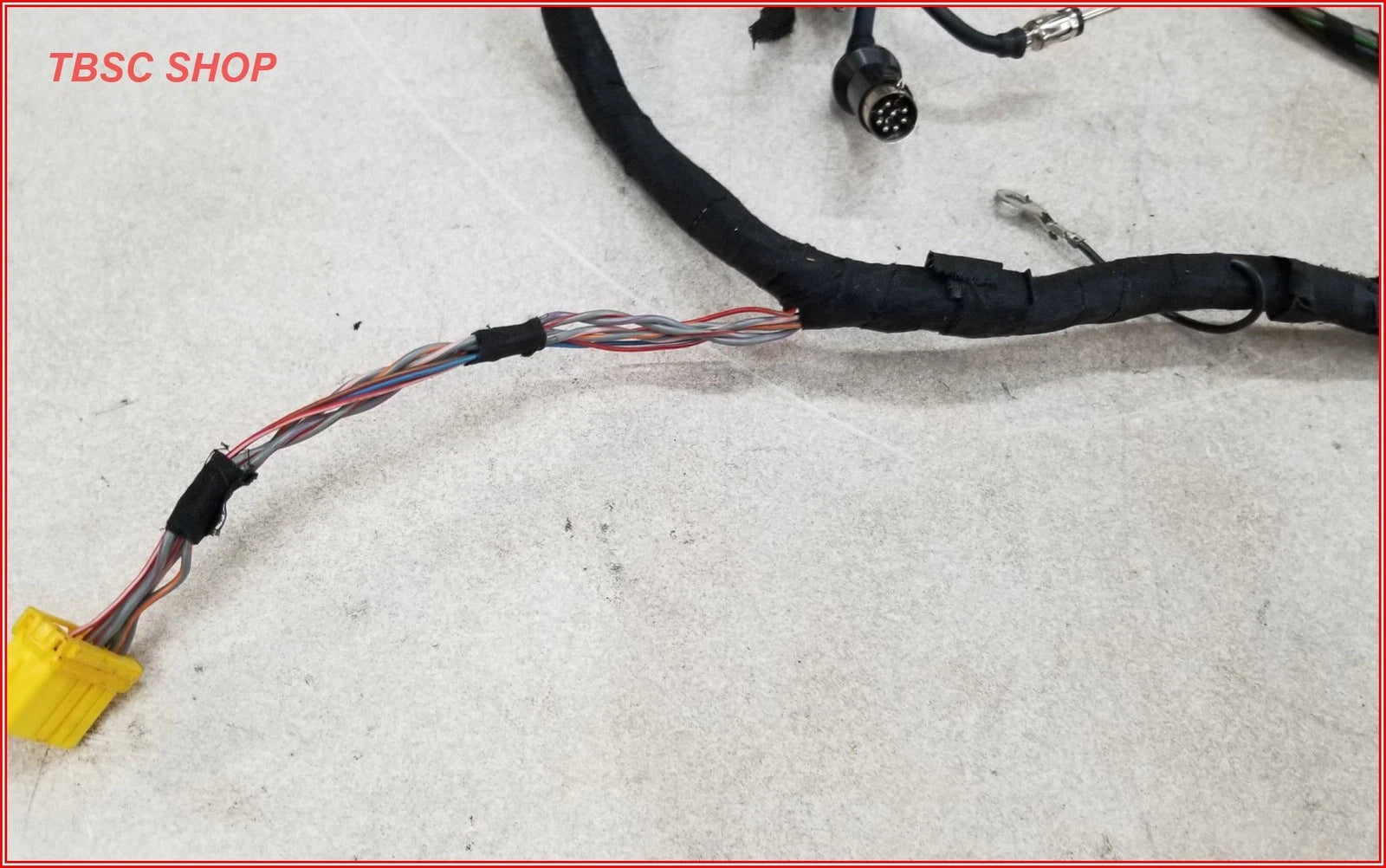 Radio AMP Link Harness for Jaguar XJ6 XJ12 VDP (1995–1997)
