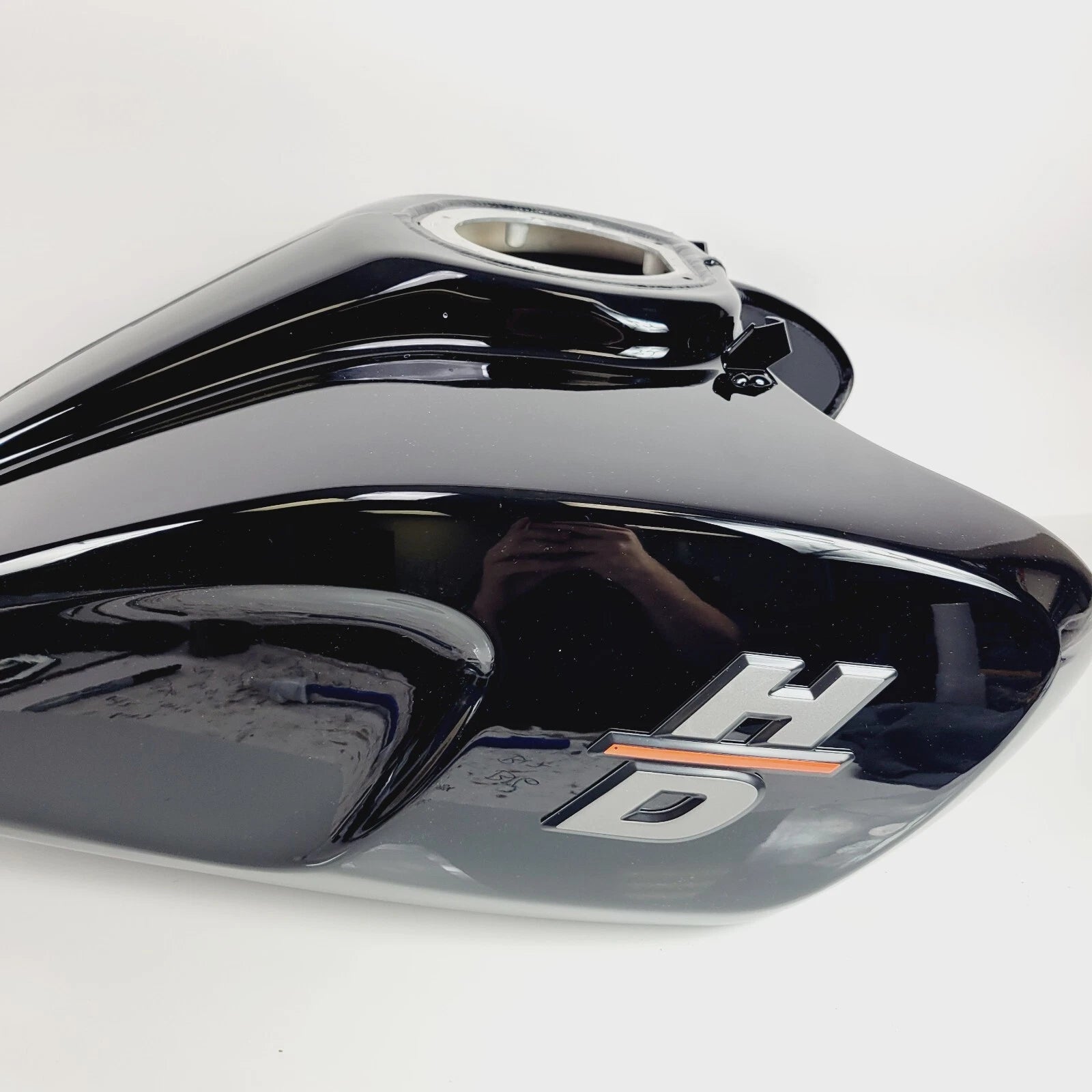 OEM Gas Fuel Tank for Harley-Davidson Pan America (2021–2025) 61000868DH