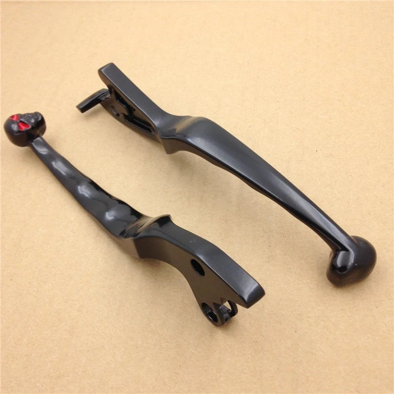 Black Brake Clutch Skull Hand Levers for Suzuki Boulevard S50 S83 C90 (2005–2019)