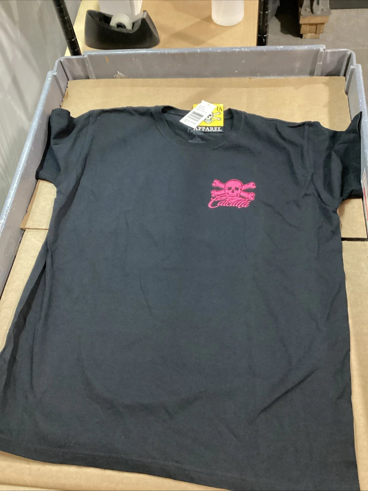 Ladies T-Shirt for Calcutta 4794-0059 (NWT) Black with Pink Logo - Large