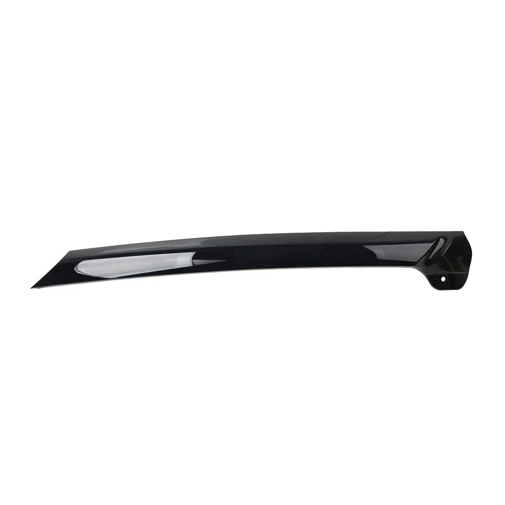1x Front Right Windshield A-Pillar Molding Panel for Range Rover Sport (2023-2025)