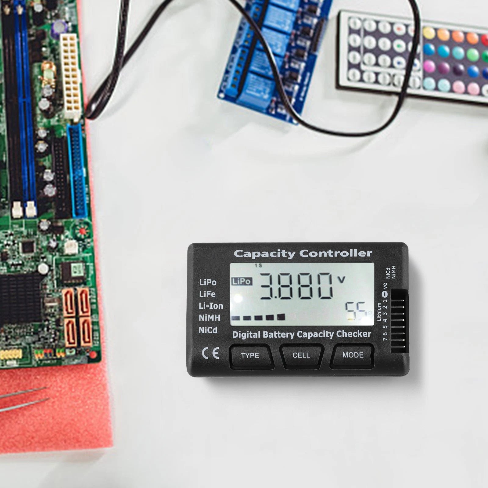 Battery Tester for 4WD RC Cars (Voltage & Capacity Measurement Tool)